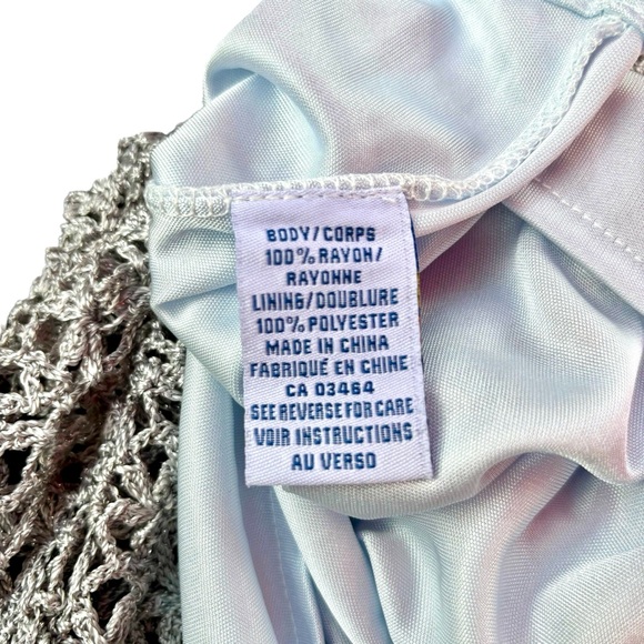 Ricki's Metallic Silver/Cream Lined Crocheted Halter Neck Style Top Size Small - Picture 16 of 16